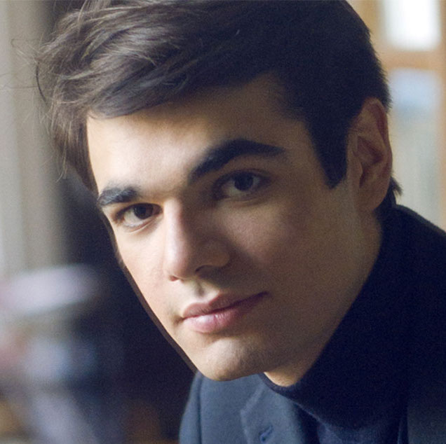 https://www.pianissimes.org/wp-content/uploads/2025/01/Gasparian-portrait.jpg