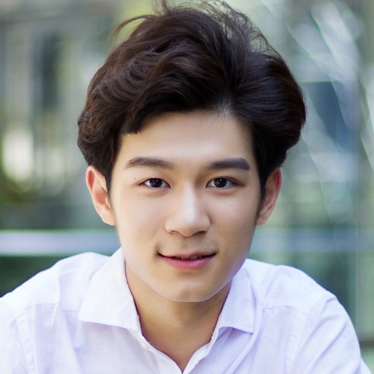 https://www.pianissimes.org/wp-content/uploads/2025/01/Xiaolu-Zang-portrait.jpeg