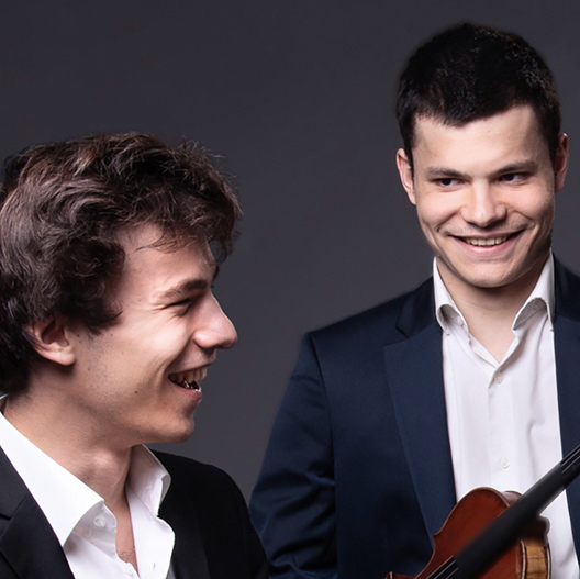 https://www.pianissimes.org/wp-content/uploads/2026/08/duo-jd-moreau-carre.jpg